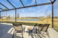 Spacious Living and Lanai Overlooking Tranquil Pond - Serene Oasis