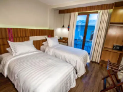 Altus Express Hotel Hotel di 