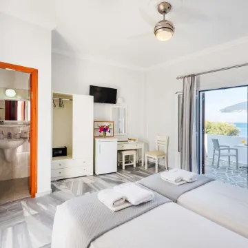 Irene Hotel - Beachfront