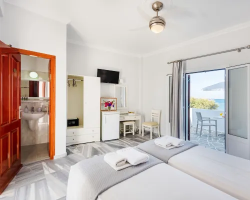Irene Hotel - Beachfront Hotels in Paros