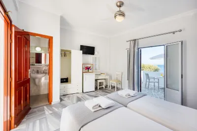 Irene Hotel - Beachfront Hotels near Paros Byzantine Museum