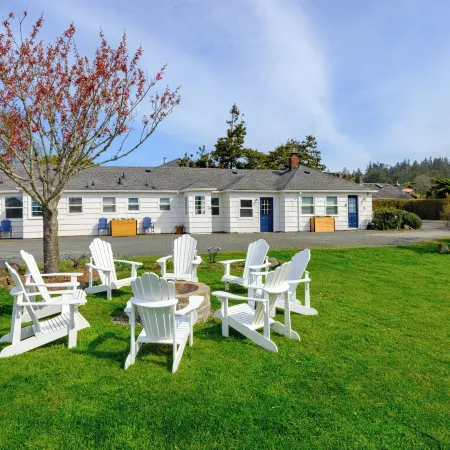 Cannon Beach Hotel Collection Отели рядом с достопримечательностью «Пляж Кэннон-Бич»
