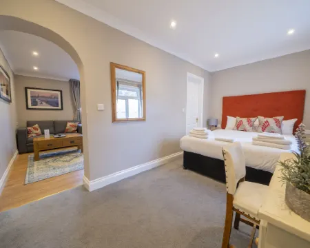 Peartree Serviced Apartments Hotels in Salisbury