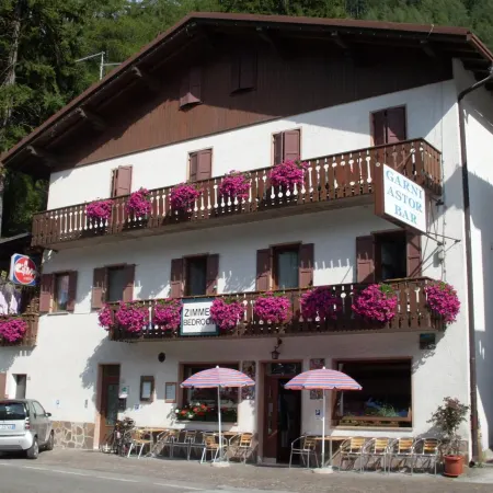 B&B Astor