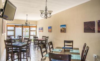 Sea View Backpackers - Hostel