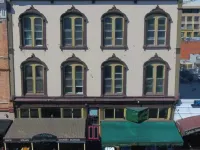 Gaslamp Hostel Hotels near USS Midway Museum