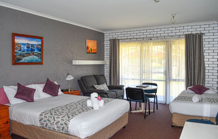 Barooga Country Inn Motel