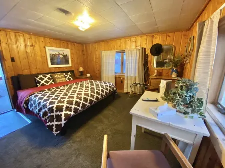 Roundtop Mountain Vista - Cabins and Motel Отели в г. Лусерн