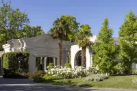 Susana Balbo Winemaker´s House Hotels near Ferri Park