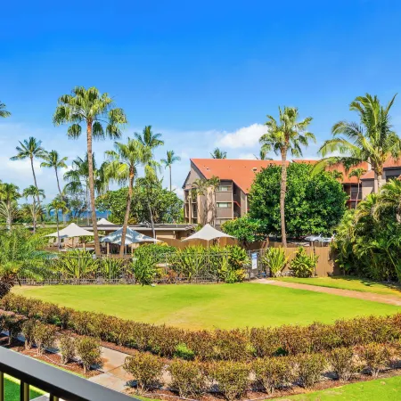 Maui Schooner Resort