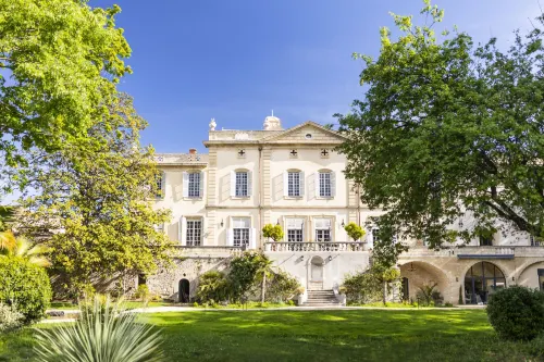 Château de Collias Hotels in Cabrieres