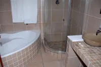 Attaché Guest Lodge & Health Spa