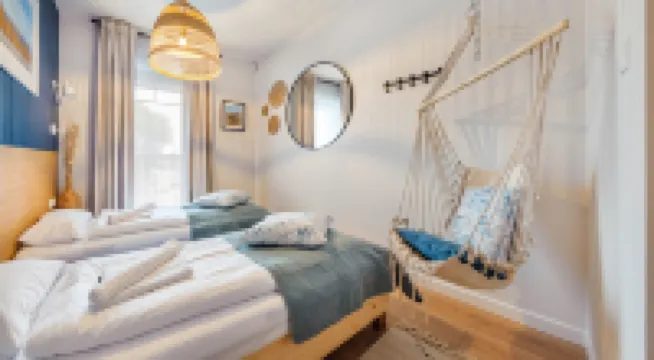 Port Krynica, Sun & Snow