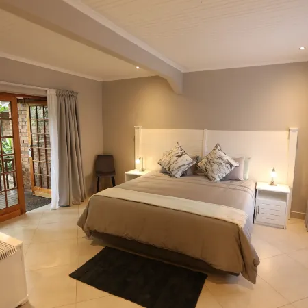 Rhino Coast Guesthouse