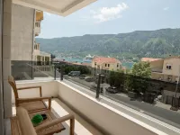 Casa Nuova Hoteles en Dobrota