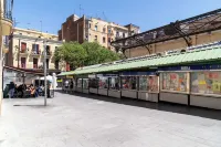 Limehome Barcelona Plaça Pirineus Hôtels à : L'Hospitalet de Llobregat