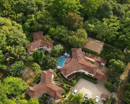 The Hideaway Hotel Hotels in Samara