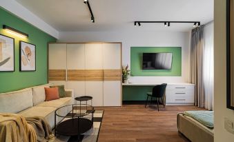 Cismigiu Park Studio - Fresh & Serene Flat with Light-Filled Interiors