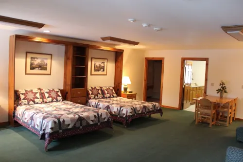 Nootka Lodge - Parkplatz