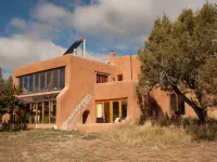 Maison de Terre Hotels in Delta County