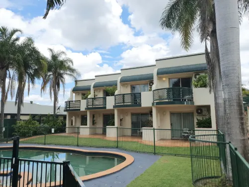 McNevins Maryborough Motel Hotel a Maryborough