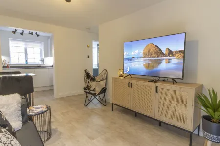 Friernhay City Centre