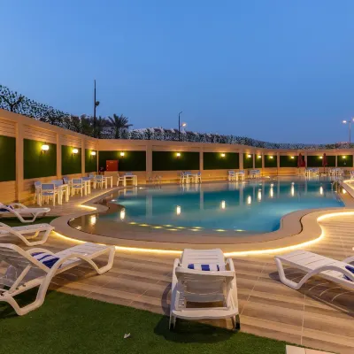 فندق رويال داي بلازا Hotels near October University for Modern Sciences & Arts
