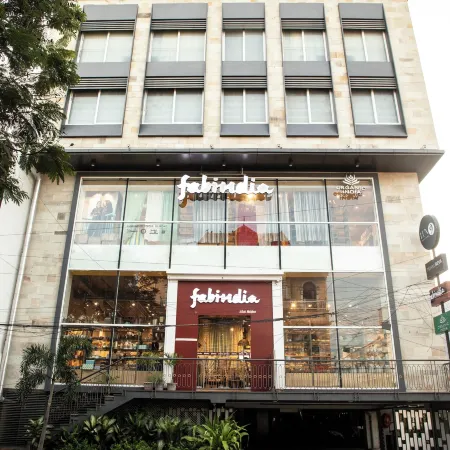 Pondy Heights - Suites and Studios