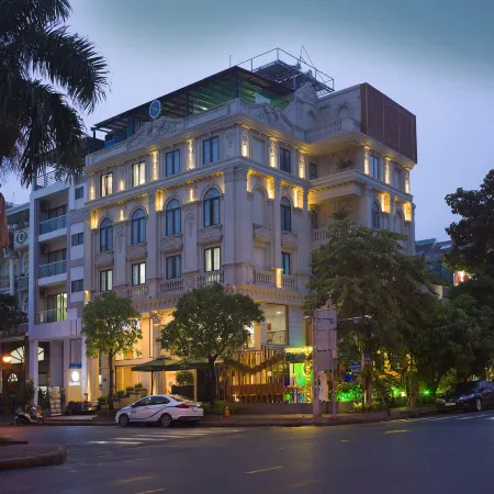 Sabina Boutique Hotel 3 Отели рядом с достопримечательностью «Район 7»