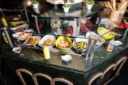 Turquoise Beach Hotel