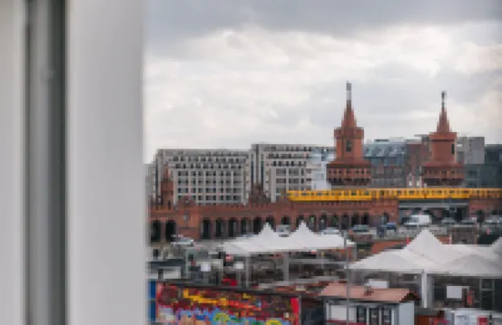 هوماريس إيست سايد - سيلف  تشيكإن