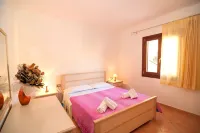 Residence Li Troni - Apartments