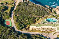Royal Tulip Korbous Bay Thalasso & Springs Hôtels à proximité de : Vue d'entrée vers Korbos