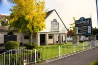 Camelot on Ulster Hotels in Hamilton