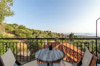 Oreiades Guesthouse - Bergblick