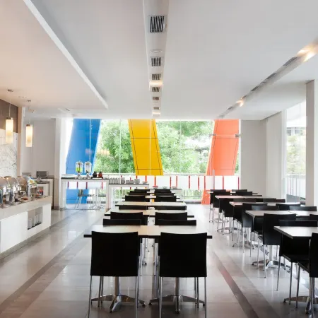 Amaris Hotel Embong Malang - Surabaya