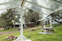 Friday Harbor Suites Hotels in Lopez