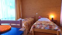 Vvf Lac de Serre-Ponçon Hotels in Montclar