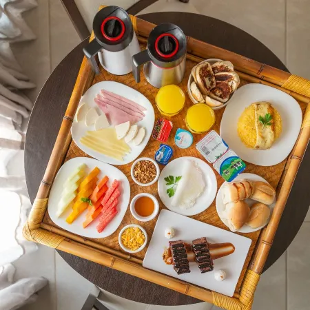 Ritz Suites Grand Hotel Boutique