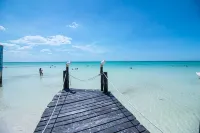 Amaite Beach Hotel