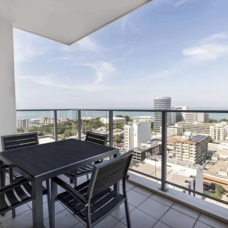 Oaks Darwin Elan Hotel