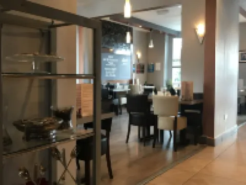 Bennetts Hotel