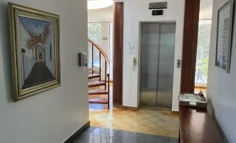 Aparta Hotel Plaza del Sol