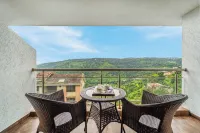 Sterling Panchgani - Mountain view