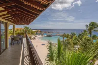 LionsDive Beach Resort - Romantic