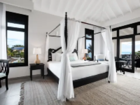 The Cliff Hotel Hotels in West End