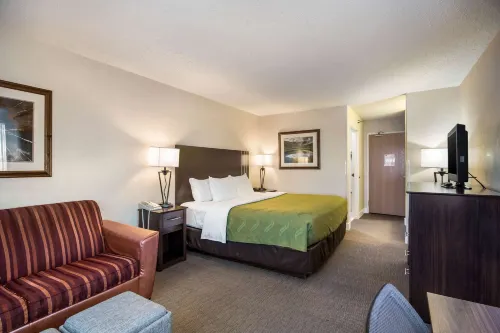 Quality Inn & Suites Pueblo West