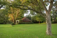 Lilayi Lodge Hoteles cerca de Kalimba Reptile Park