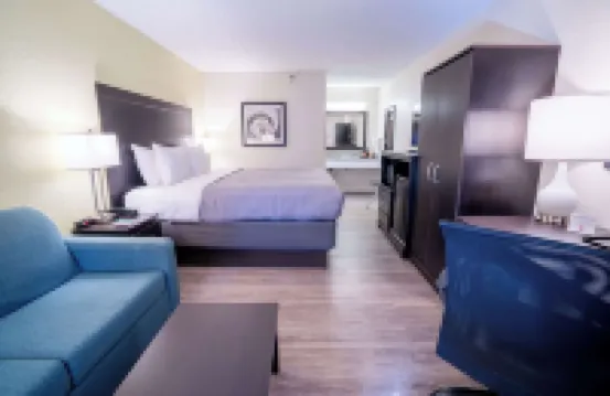 Quality Inn Palm Beach International Airport