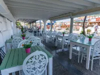 Hotel Karacam Hotels in Foca